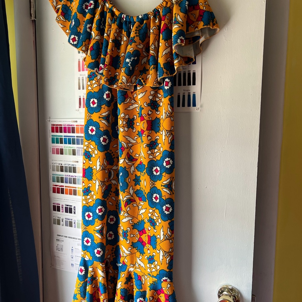 Lularoe CiCi dress large- stunning!